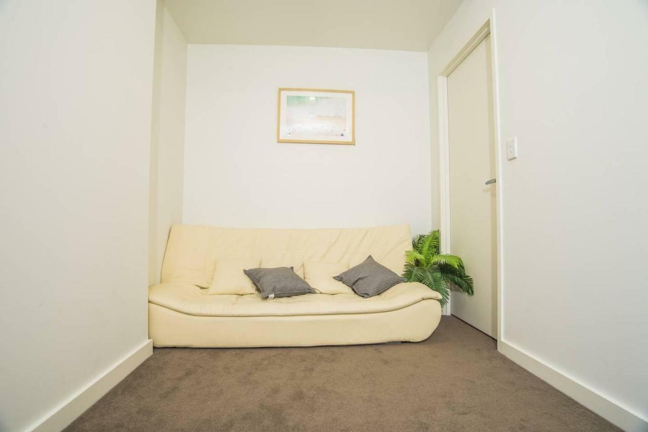 Cozy One Bed Apt Closes To Airport In Arncliffe Sydney Eksteriør billede